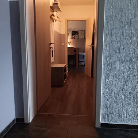 Mit 3 Schlafzimmern Im Vogtland Lägenhet *